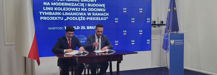 Podpisanie umowy na odc. Tymbark - Limanowa, fot. Piotr Hamarnik PLK SA