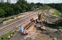 Katowice Morawa, budowa nowego przystanku i mostu nad Rawą widziana z góry, fot. Tomasz Kiełbasa (3)