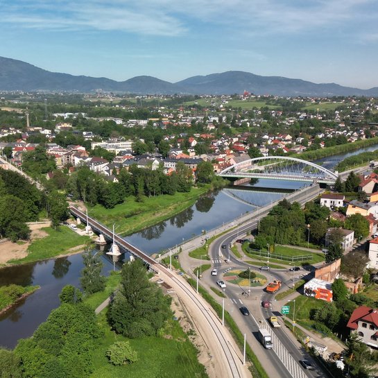 Linia nr 97 Żywiec - Sucha Beskidzka_nowe tory, perony, obiekty, fot. Łukasz Brylowski (3)