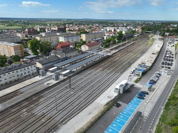 Widok z góry na stację Nakło nad Notecią 2. fot. Piotr Klimarczyk