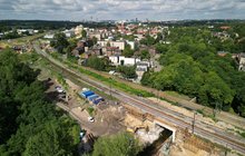 Katowice Morawa, budowa nowego przystanku i mostu nad Rawą widziana z góry, fot. Tomasz Kiełbasa (1)