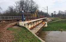 Remontowany most nad rzeką Oławą. Fot. A. Mielnicki