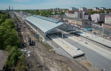Stacja Bytom, widok z lotu ptaka na nową halę peronową, fot. Szymon Grochowski (1)