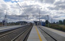 Pociąg na zmodernizowanej stacji Słonice_fot. Bartosz Pietrzykowski (4)