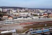 Widok na zmodernizowaną stację Skarżysko-Kamienna z lotu ptaka, fot. Piotr Hamarnik