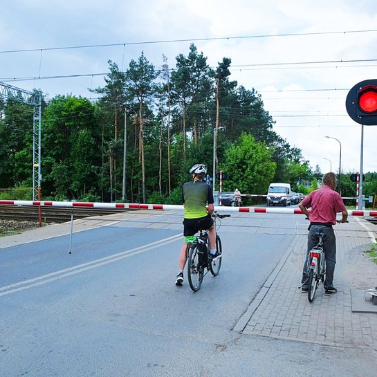 Przejazd kolejowo-drogowy ul. Malownicza Łódź fot. Rafal Wilgusiak PLK SA